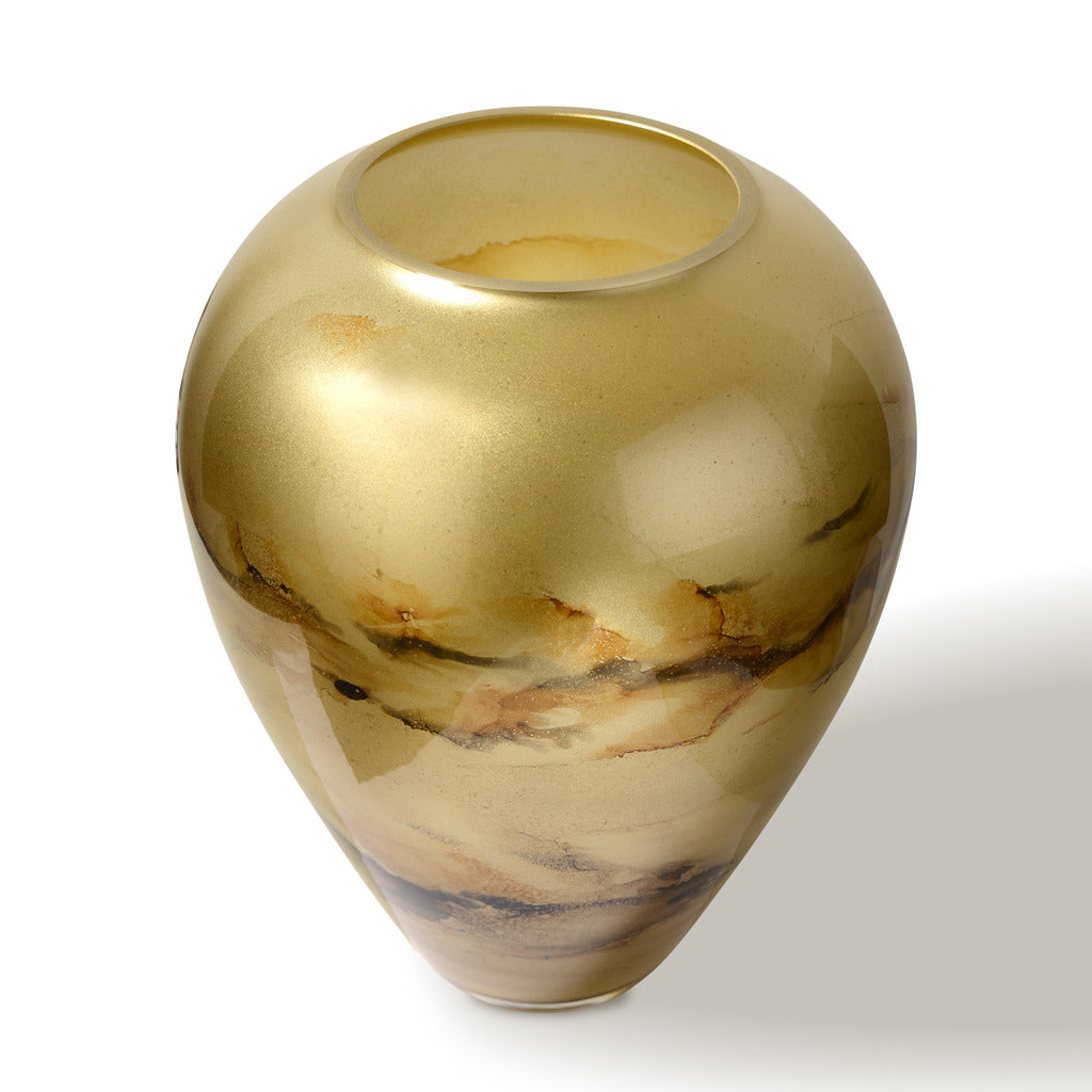 Luxe gouden vaas van handgeblazen glas, met de hand gedecoreerd voor een verfijnde en exclusieve uitstraling. Elegant en stijlvol design, perfect voor elk interieur
