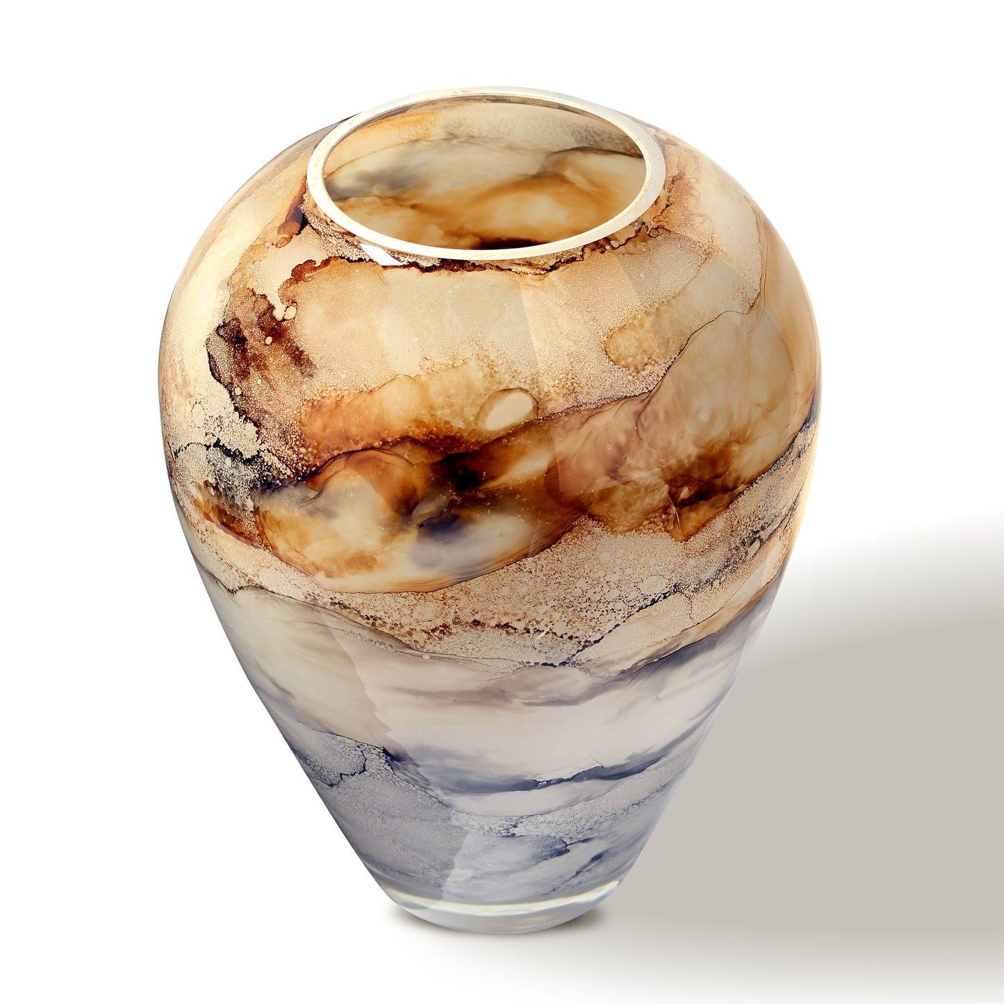 Luxe sand vaas van handgeblazen glas, met de hand gedecoreerd voor een verfijnde en exclusieve uitstraling. Elegant en stijlvol design, perfect voor elk interieur